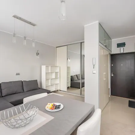 Okopowa Homey By Bookinghost